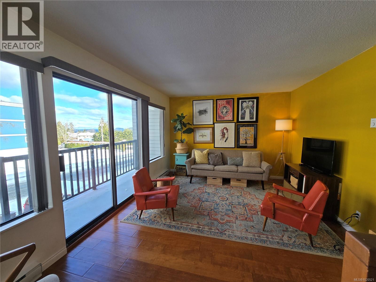 11 8805 Central St, Port Hardy