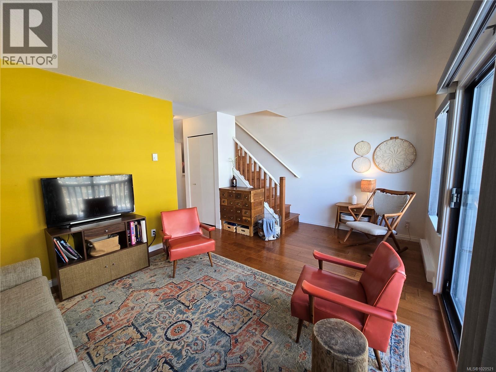 11 8805 Central St, Port Hardy