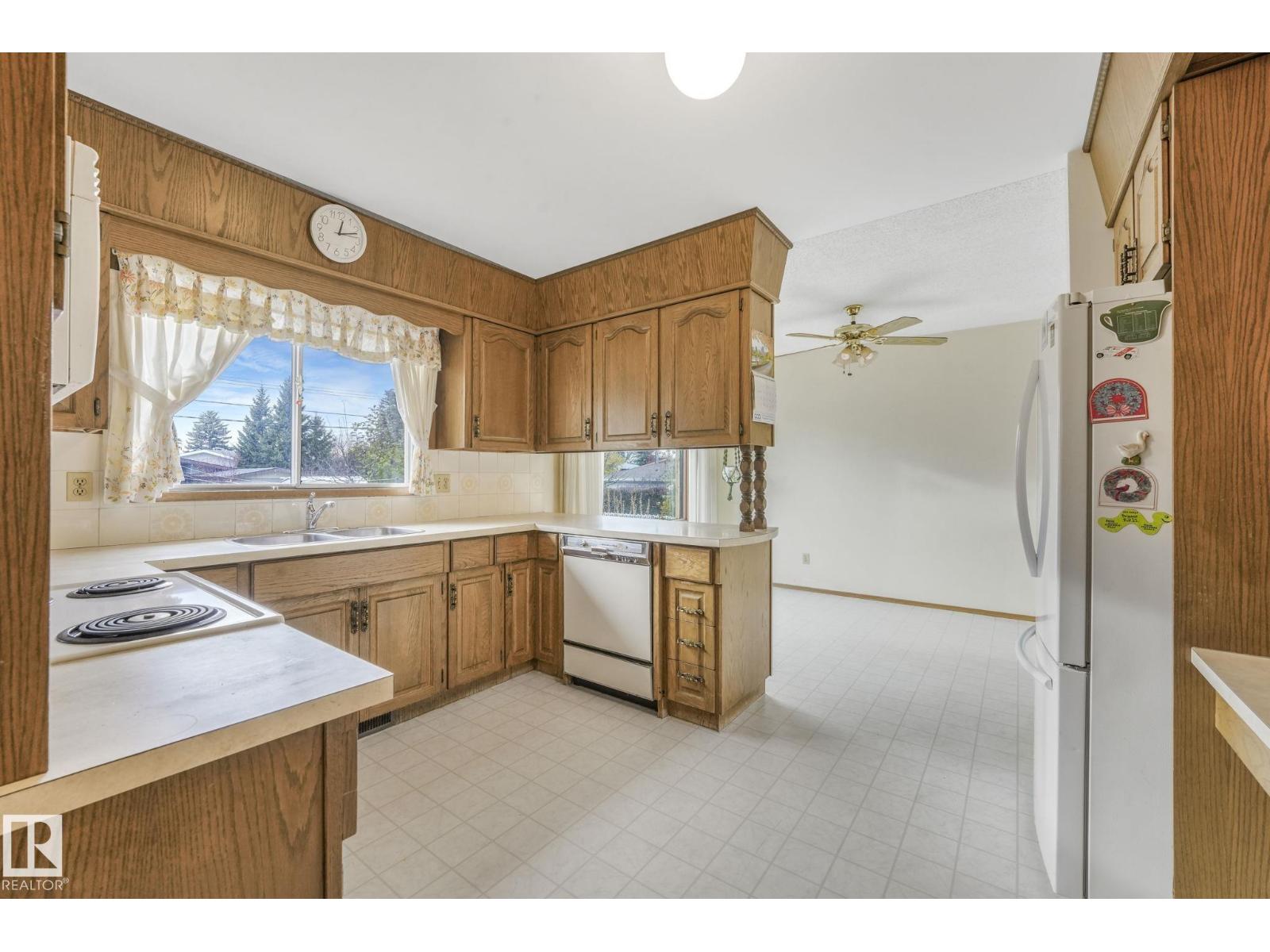 9519 134 AV NW, Edmonton