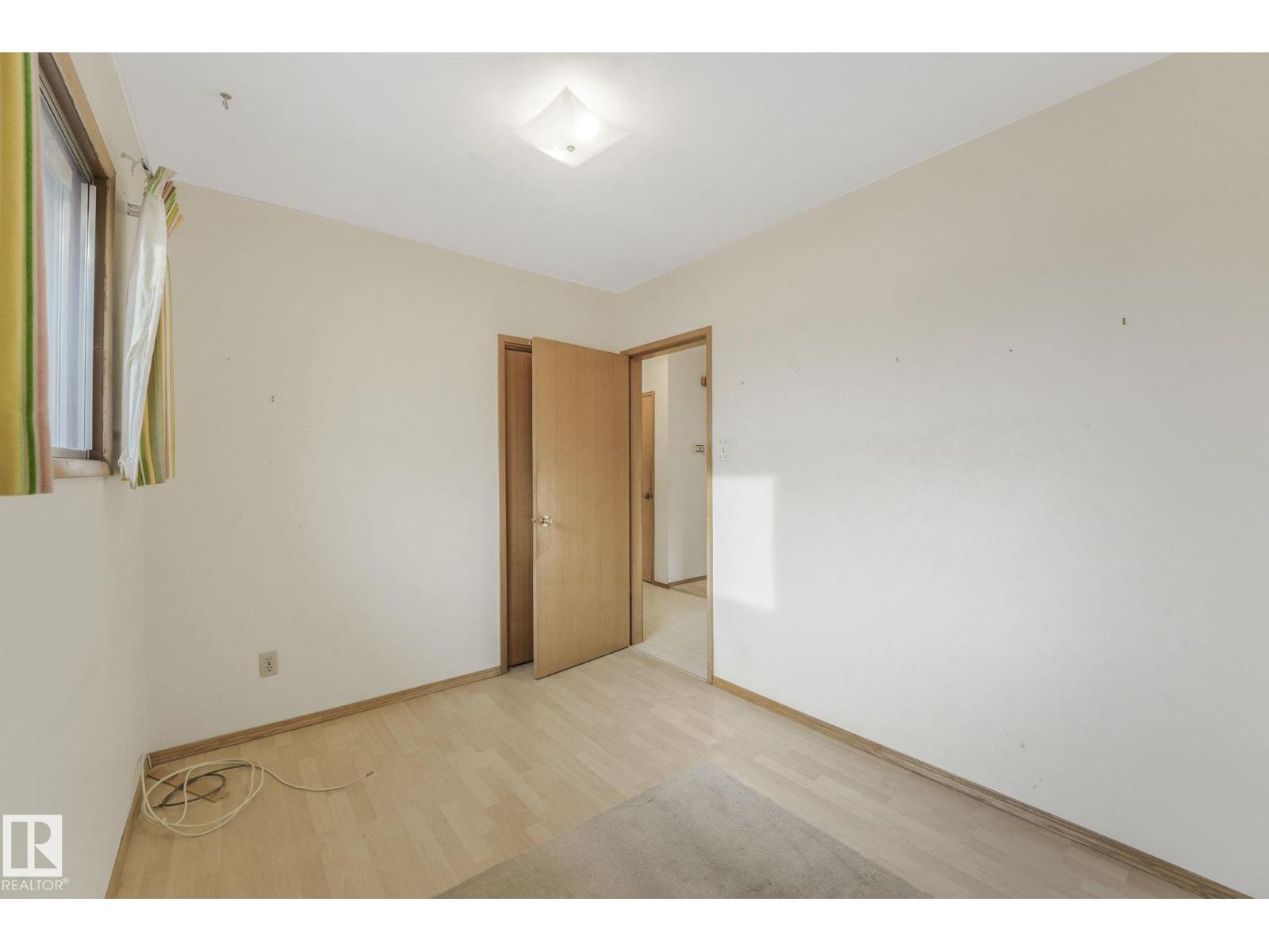 9519 134 AV NW, Edmonton