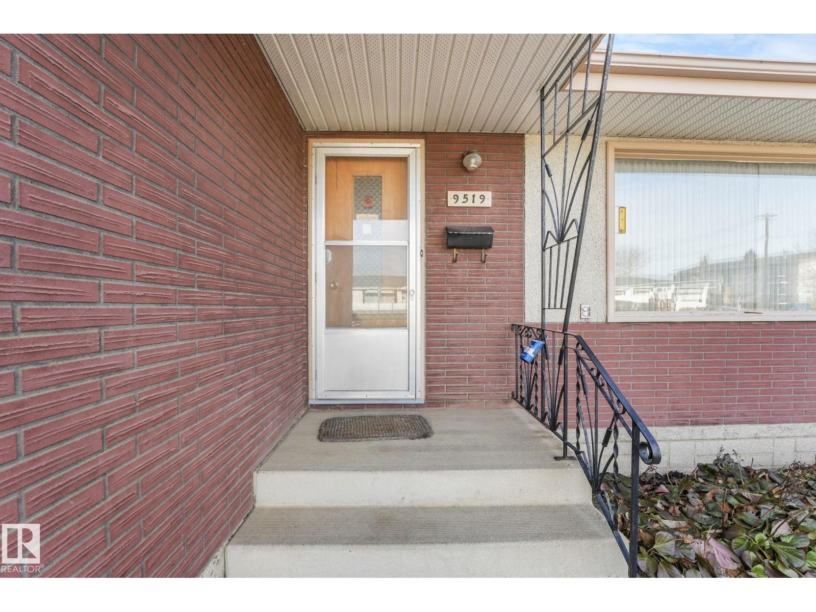 9519 134 AV NW, Edmonton