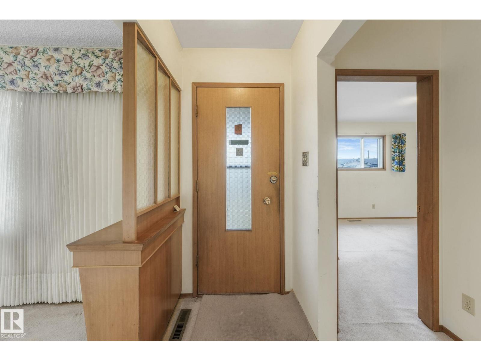 9519 134 AV NW, Edmonton