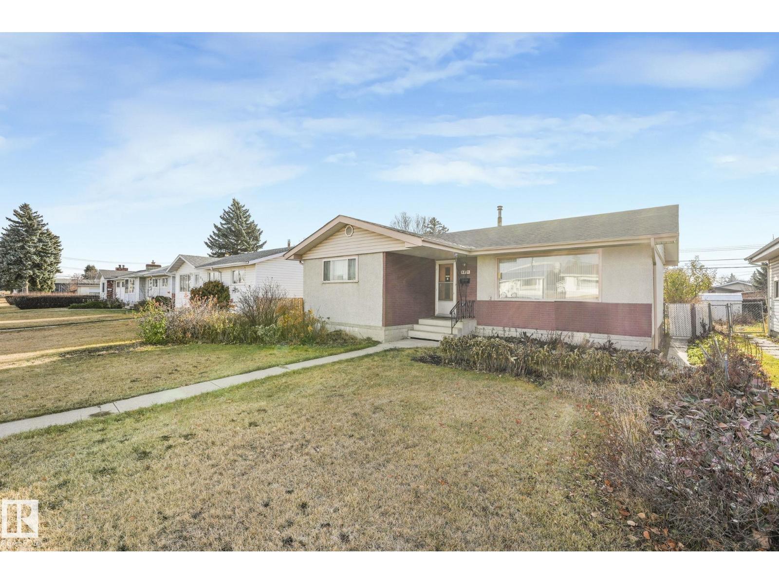 9519 134 AV NW, Edmonton