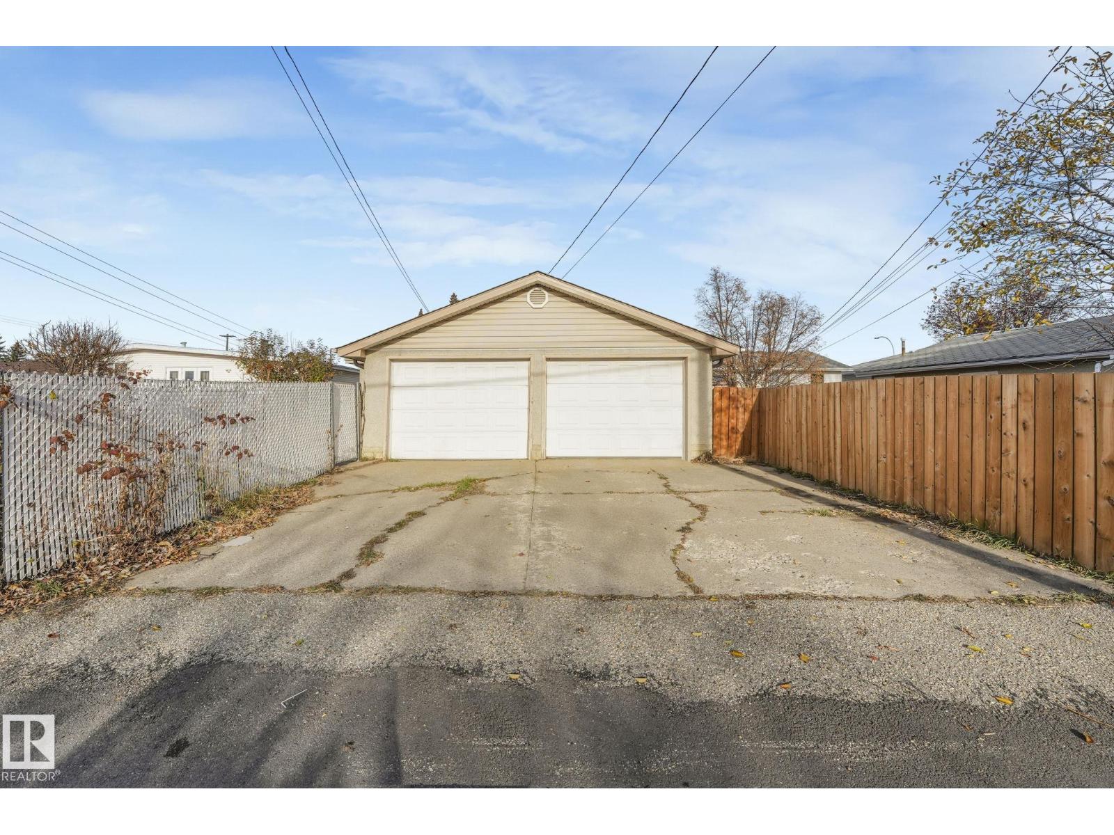 9519 134 AV NW, Edmonton