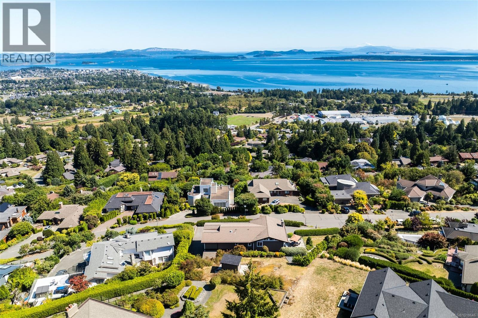 8874 Park Pacific Terr, North Saanich