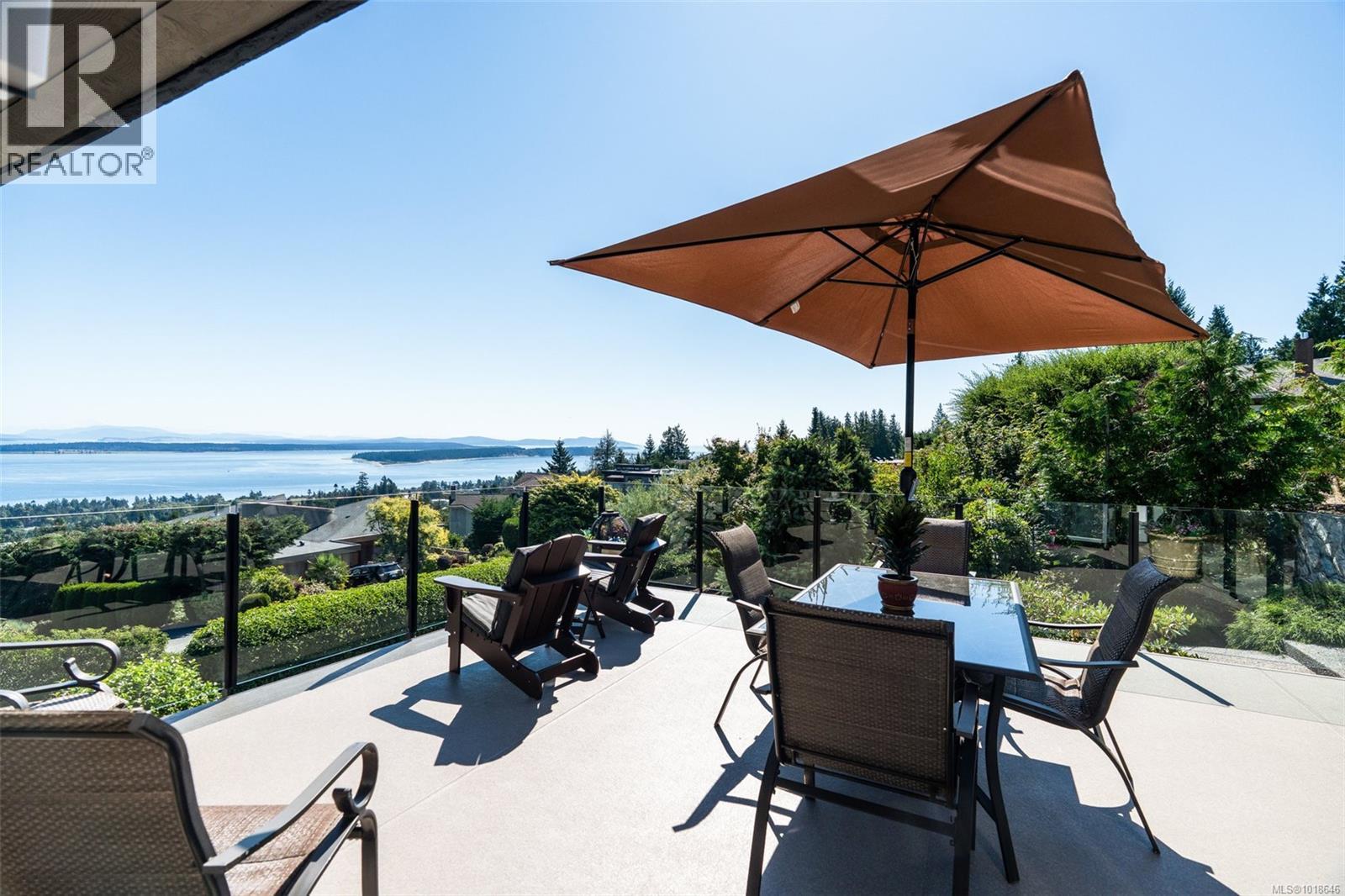 8874 Park Pacific Terr, North Saanich