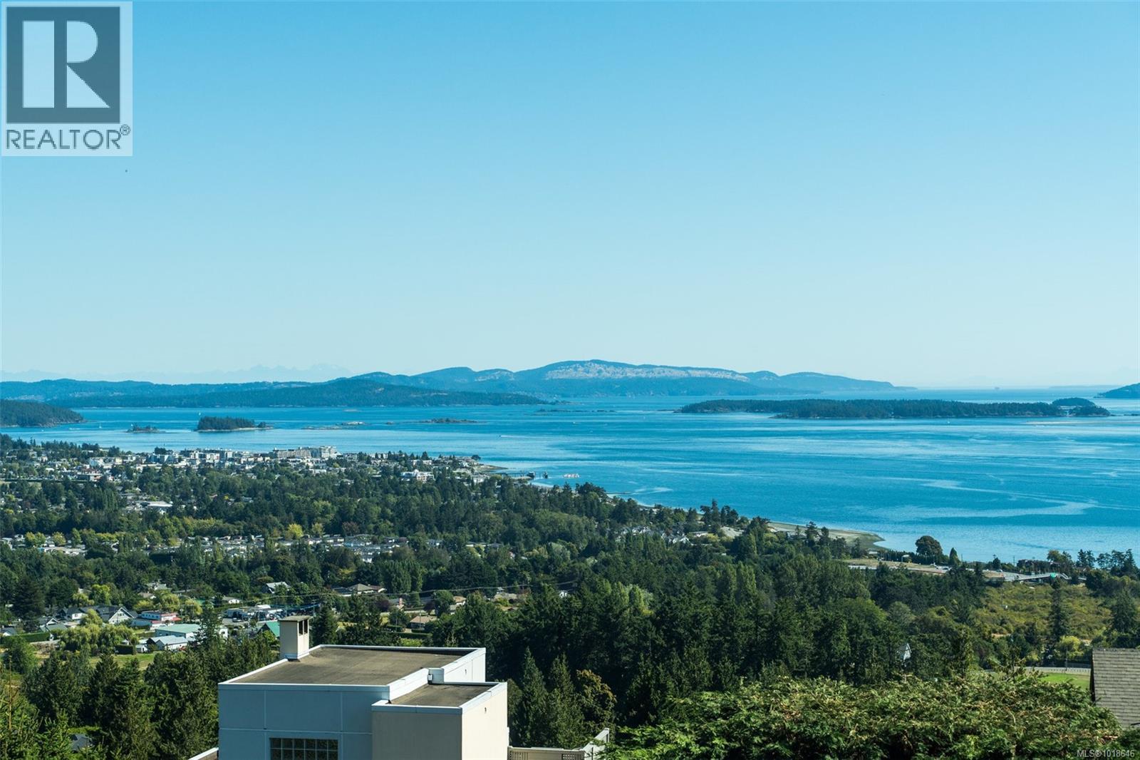 8874 Park Pacific Terr, North Saanich