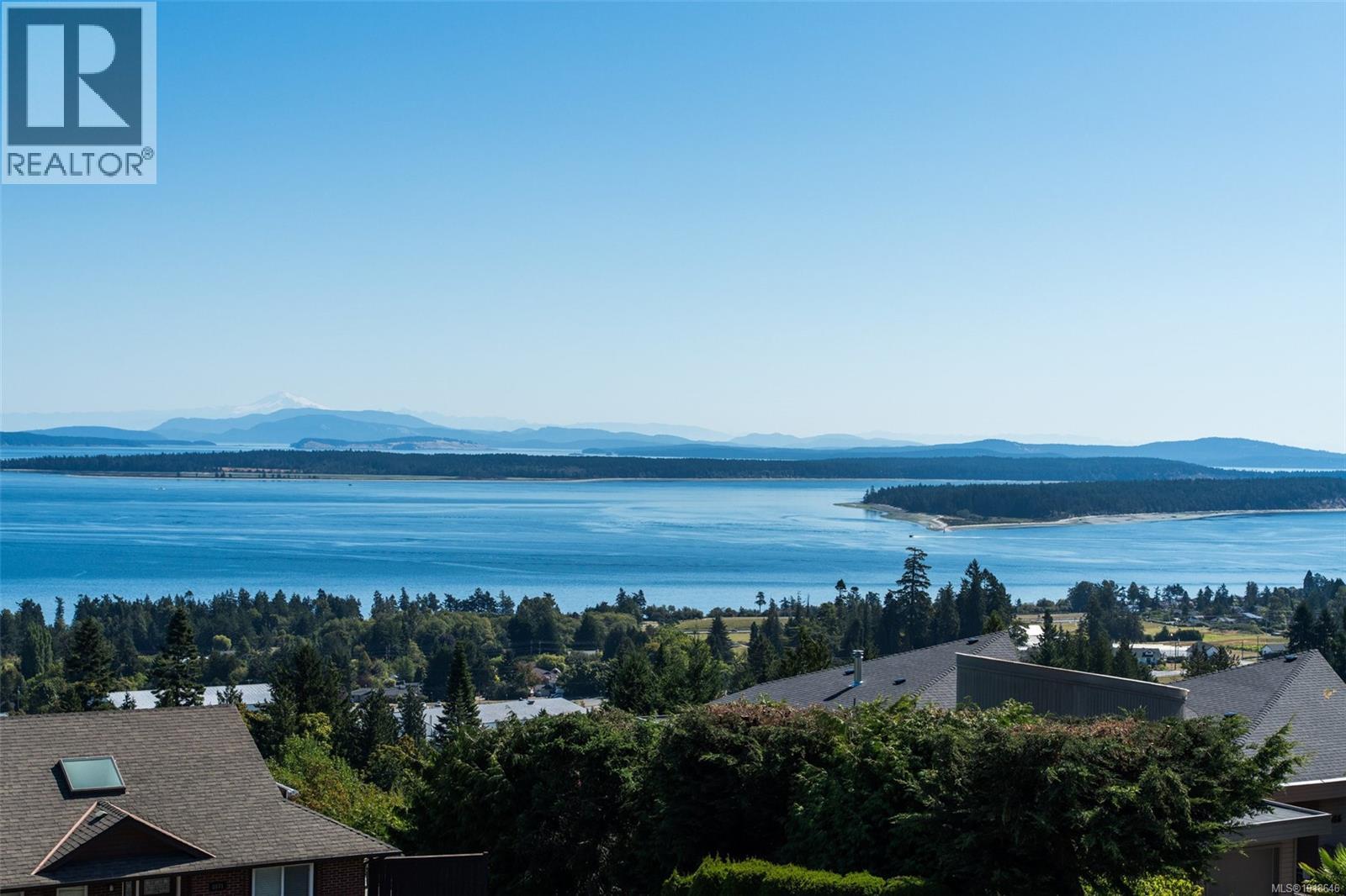 8874 Park Pacific Terr, North Saanich