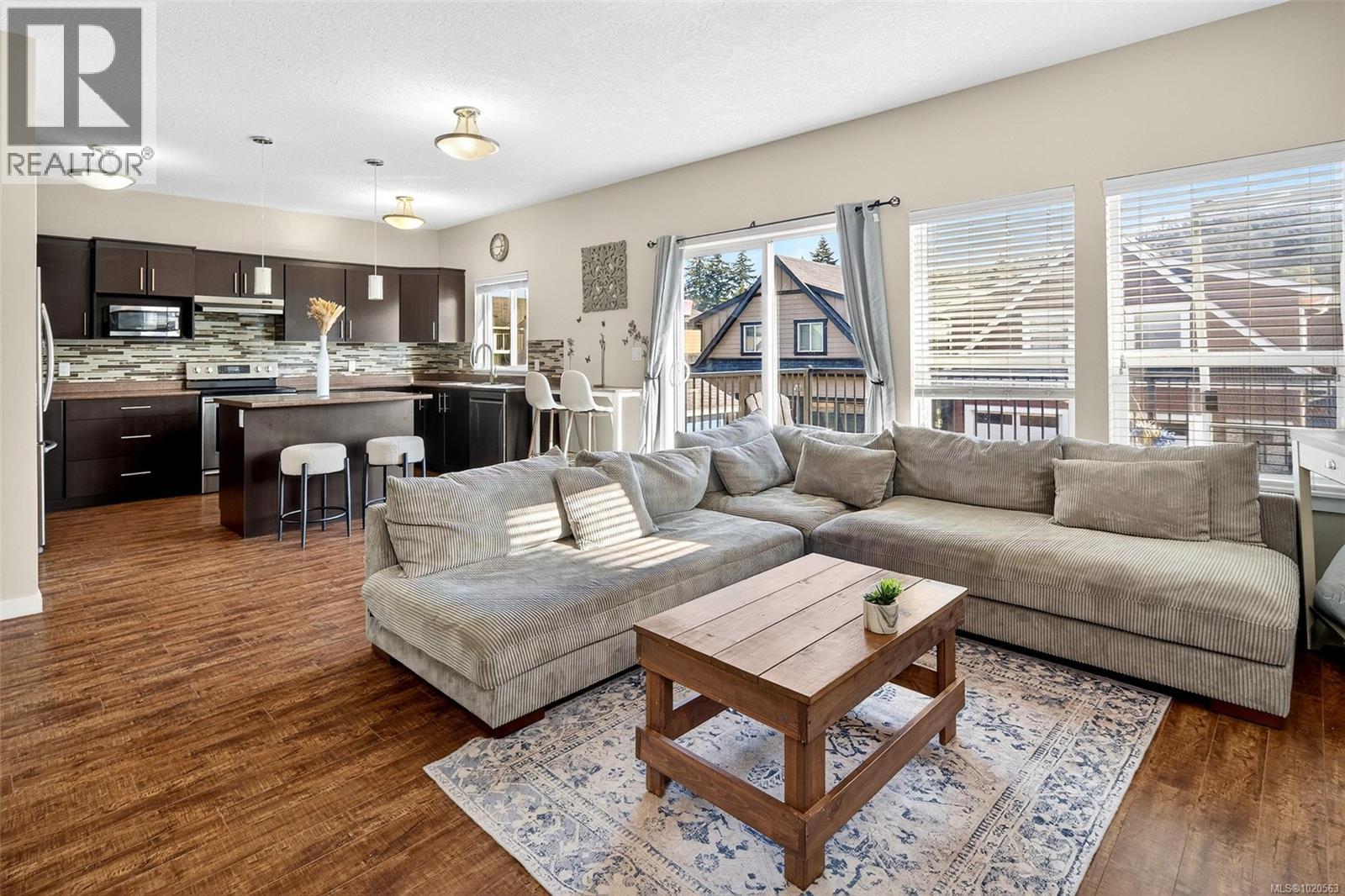 3393 Piper Rd, Langford