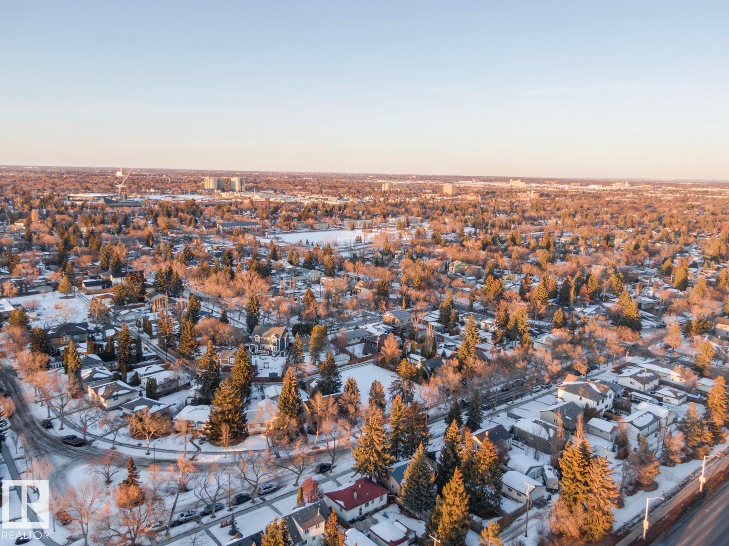 13918 107A AV NW, Edmonton