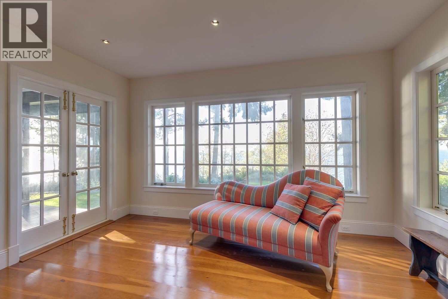 1289 GOWER POINT ROAD, Gibsons