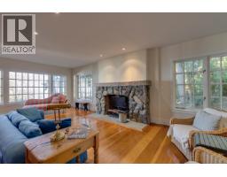 1289 Gower Point Road, Gibsons, BC V0N1V3 Photo 12