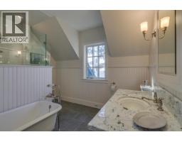 1289 Gower Point Road, Gibsons, BC V0N1V3 Photo 27
