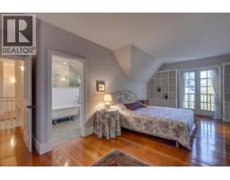 1289 Gower Point Road, Gibsons, BC V0N1V3 Photo 23