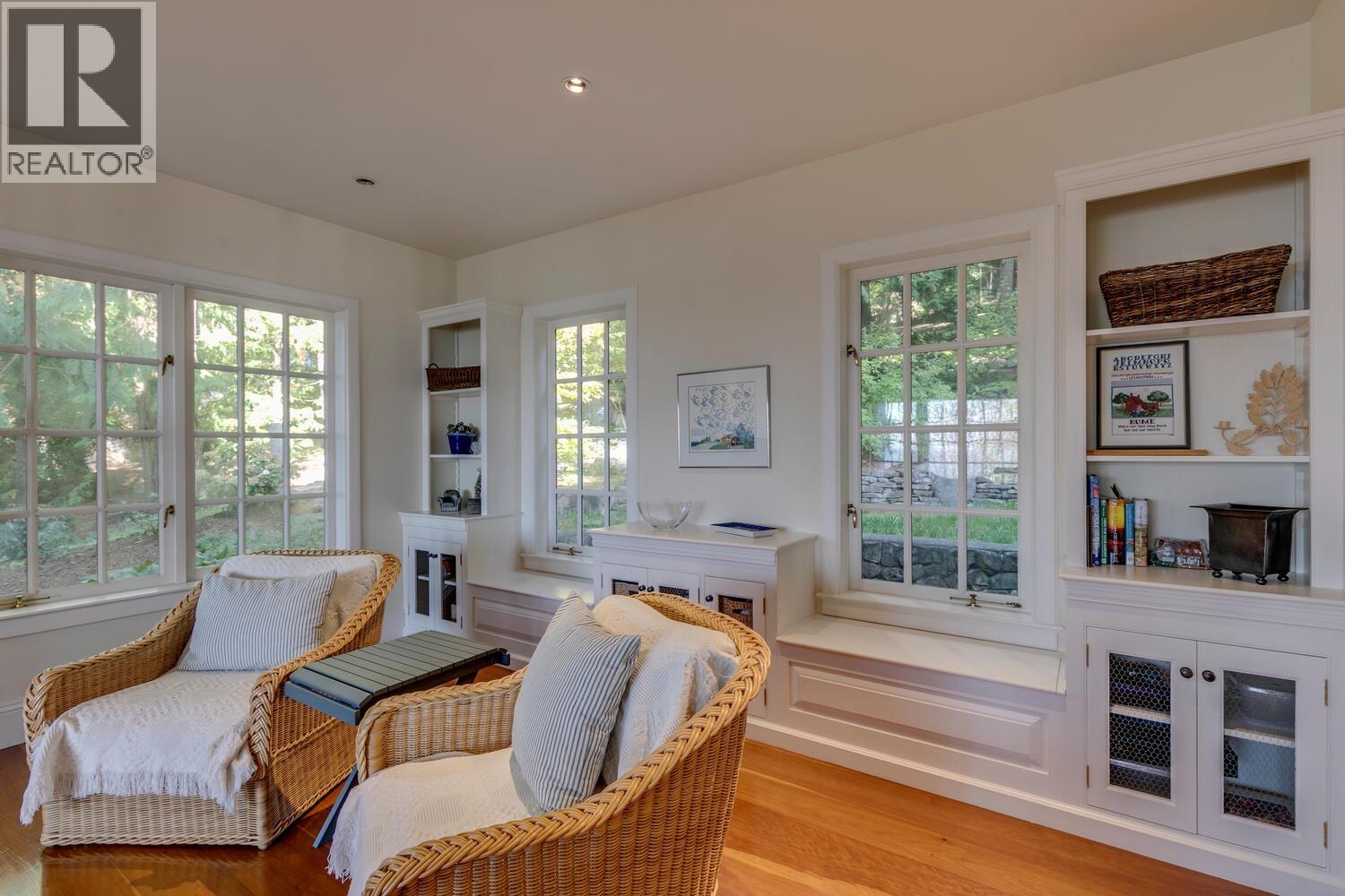 1289 GOWER POINT ROAD, Gibsons