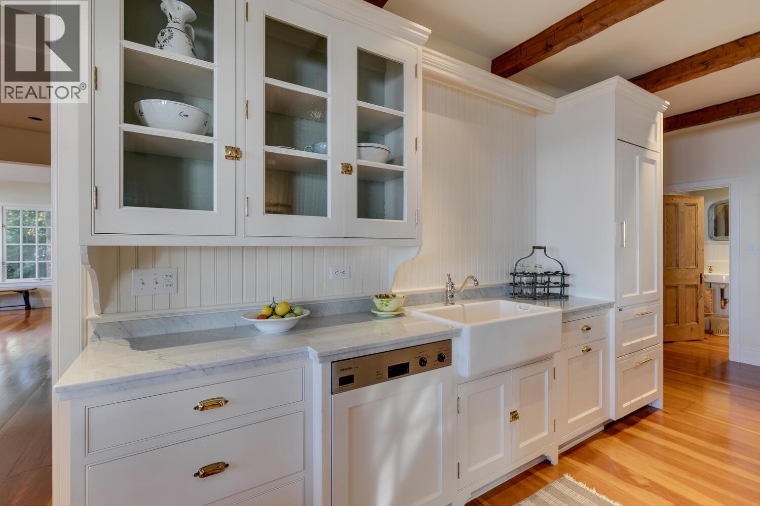 1289 GOWER POINT ROAD, Gibsons