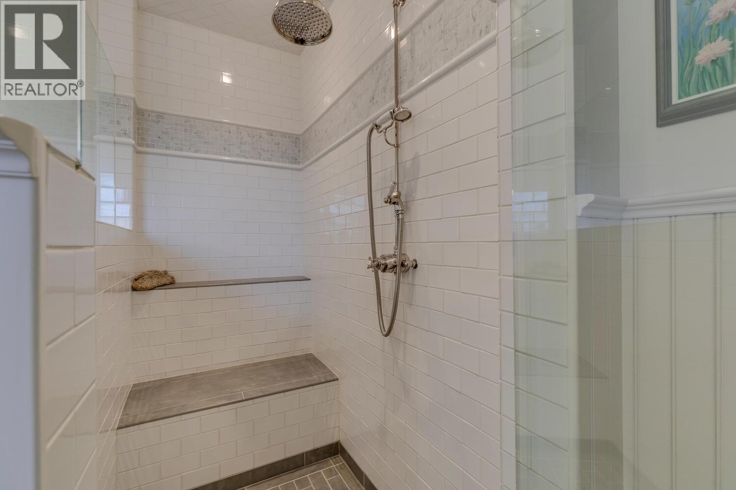 1289 GOWER POINT ROAD, Gibsons