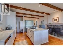 1289 Gower Point Road, Gibsons, BC V0N1V3 Photo 14
