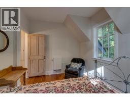 1289 Gower Point Road, Gibsons, BC V0N1V3 Photo 32