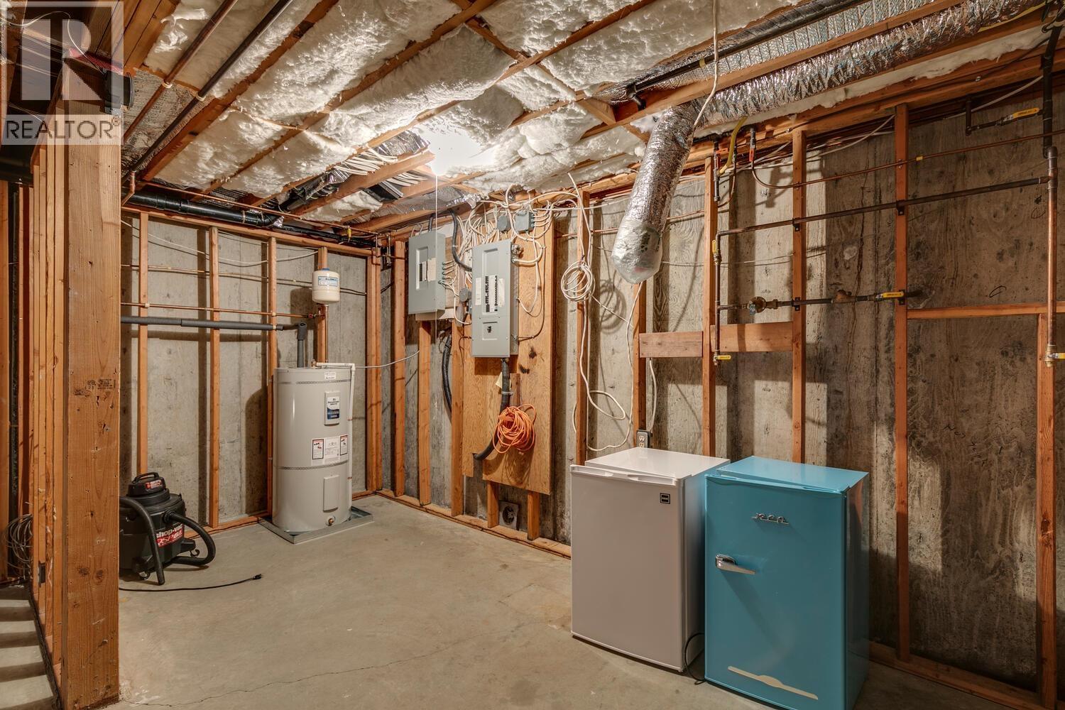 1289 GOWER POINT ROAD, Gibsons