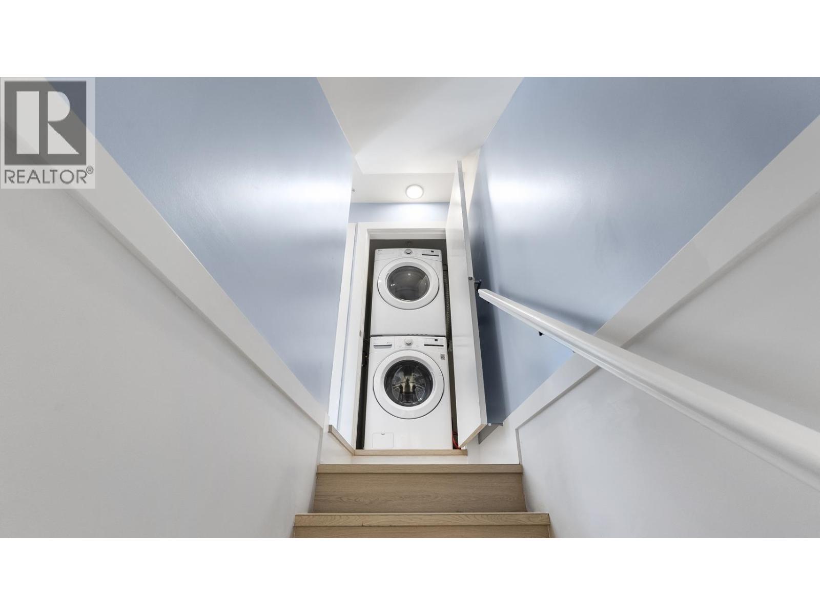 13 1211 EIGHTH AVENUE, New Westminster