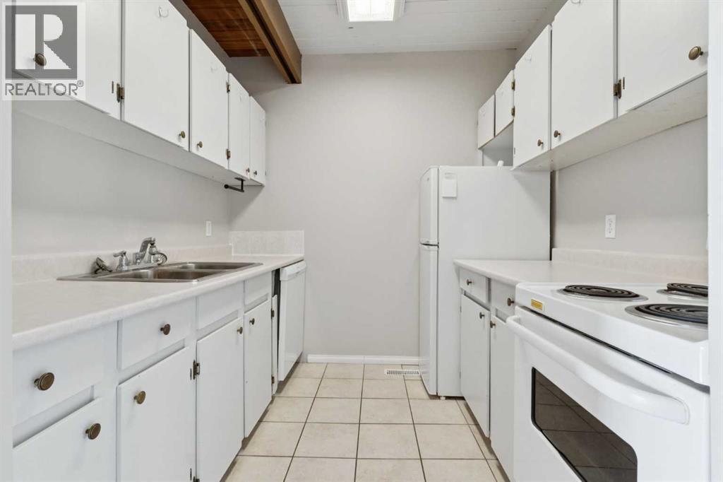 Single Family House for Sale in   Hunterview Drive NW Huntington Hills Calgary 