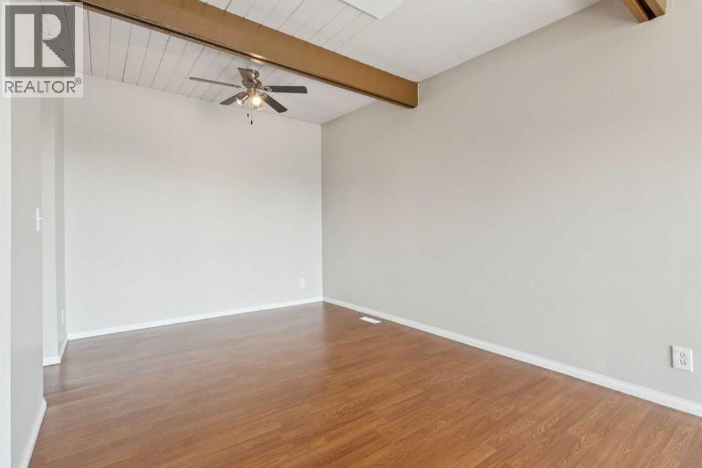 Single Family House for Sale in   Hunterview Drive NW Huntington Hills Calgary 