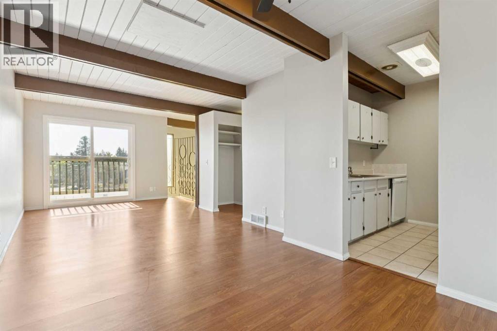 Single Family House for Sale in   Hunterview Drive NW Huntington Hills Calgary 