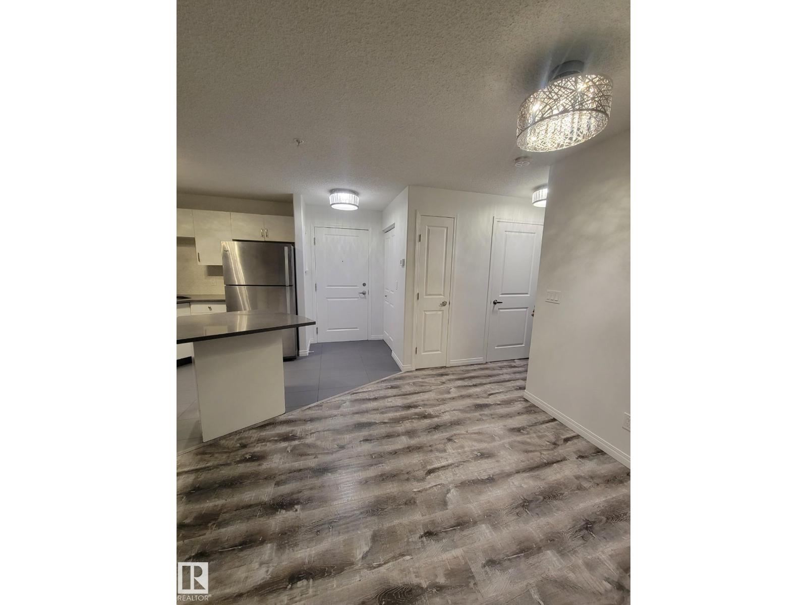 #234 16221 95 ST NW, Edmonton