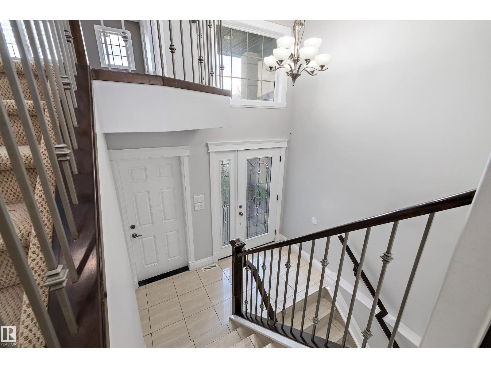 550 ALBANY WY NW, Edmonton