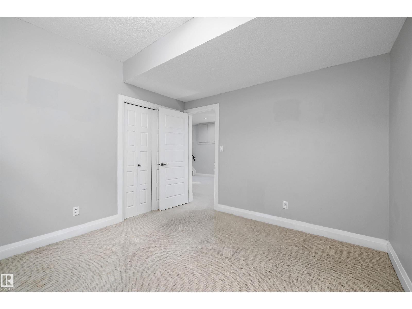 550 ALBANY WY NW, Edmonton