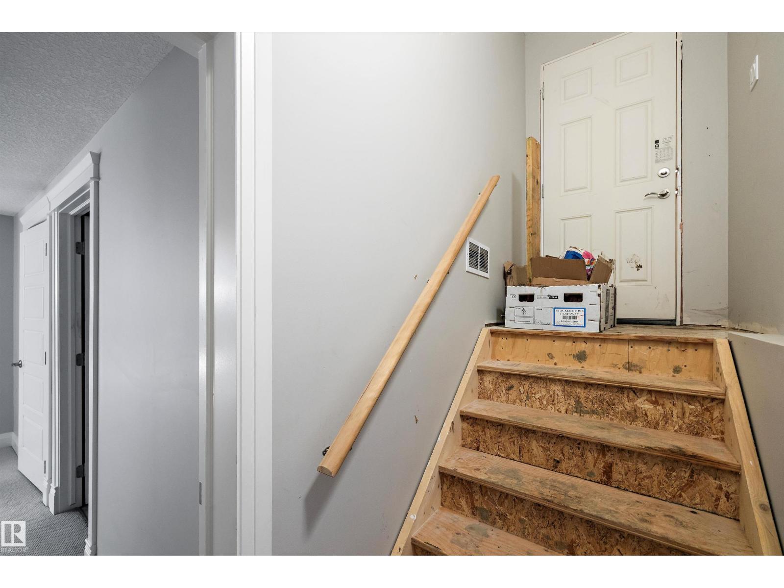 550 ALBANY WY NW, Edmonton