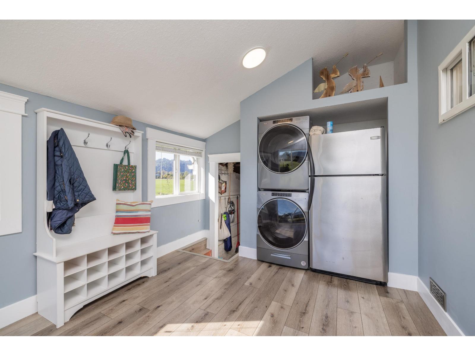 9183 SYLVESTER ROAD, Mission