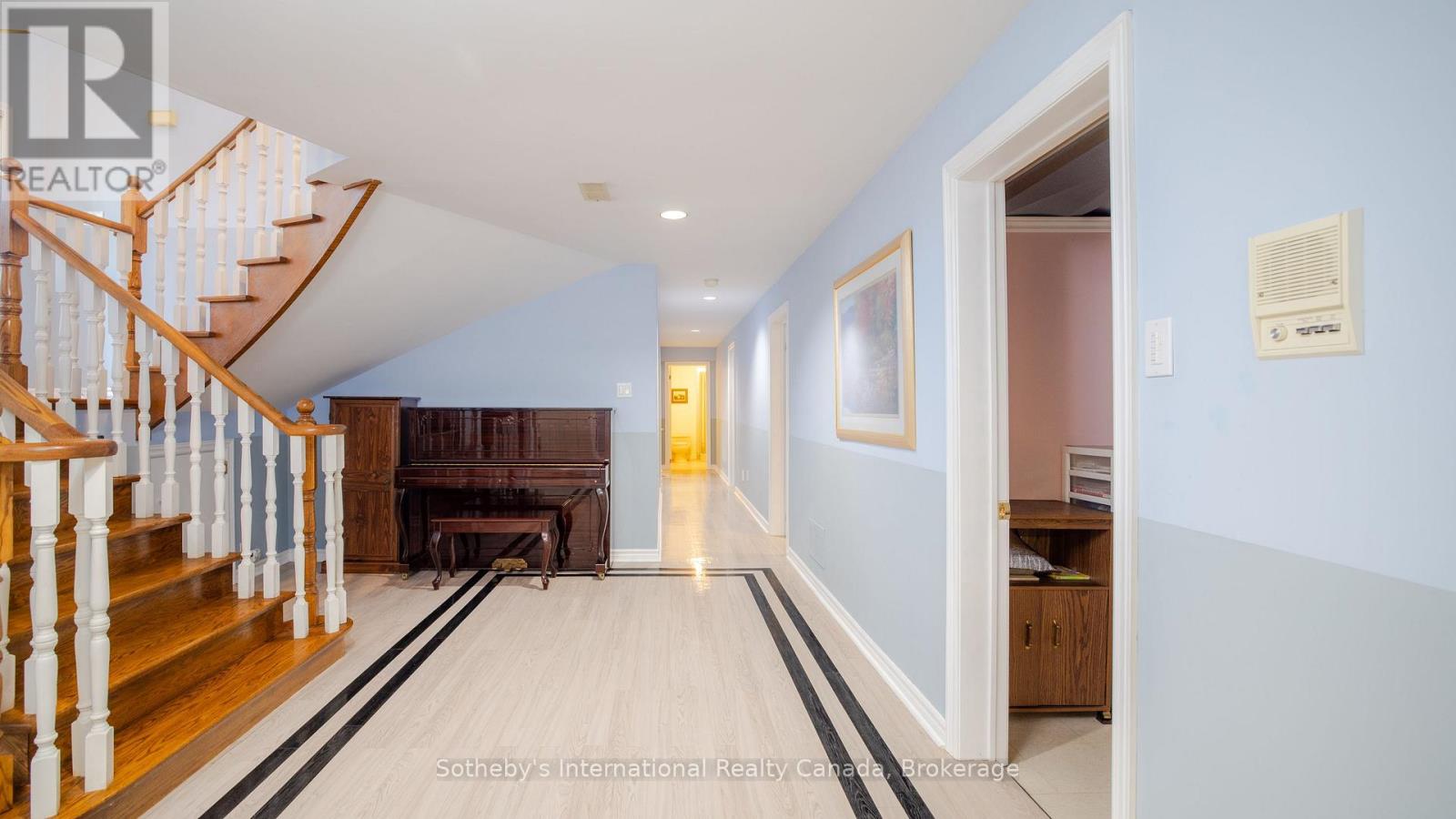 12 MATSON DRIVE - 28
