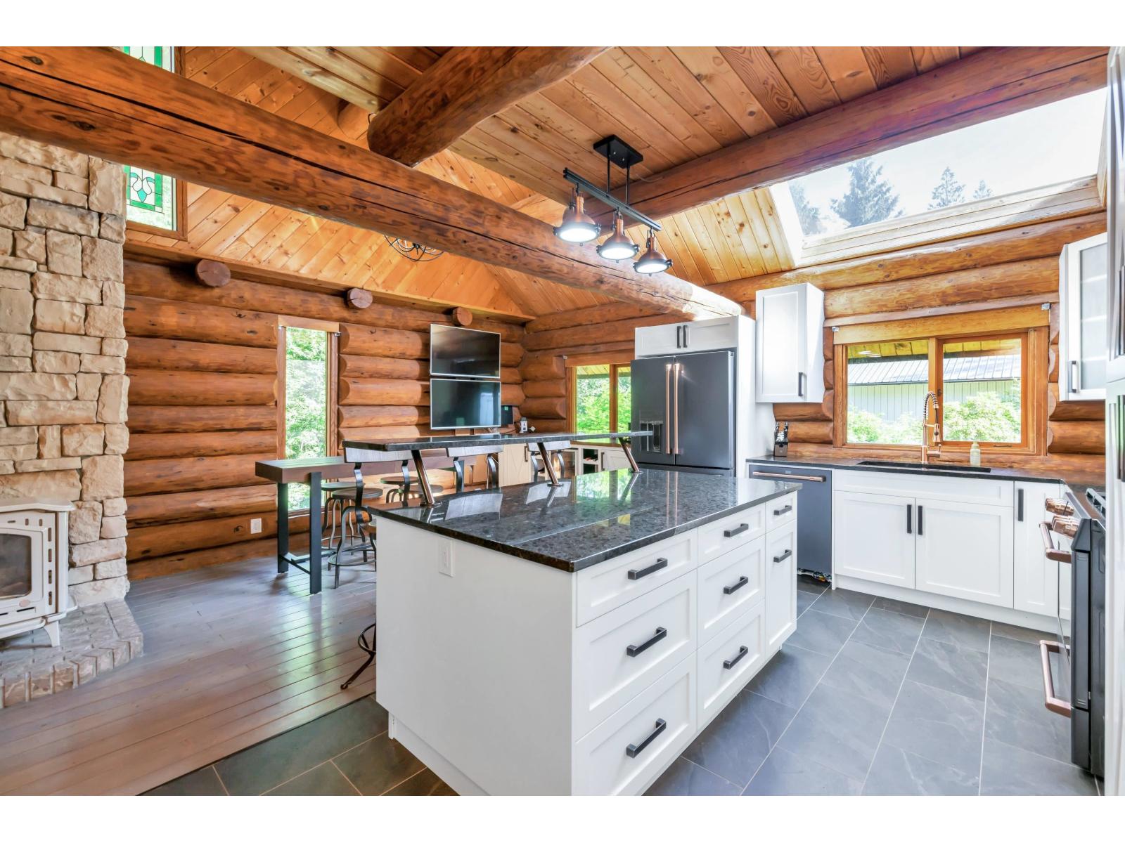 11108 GREENWOOD DRIVE, Mission