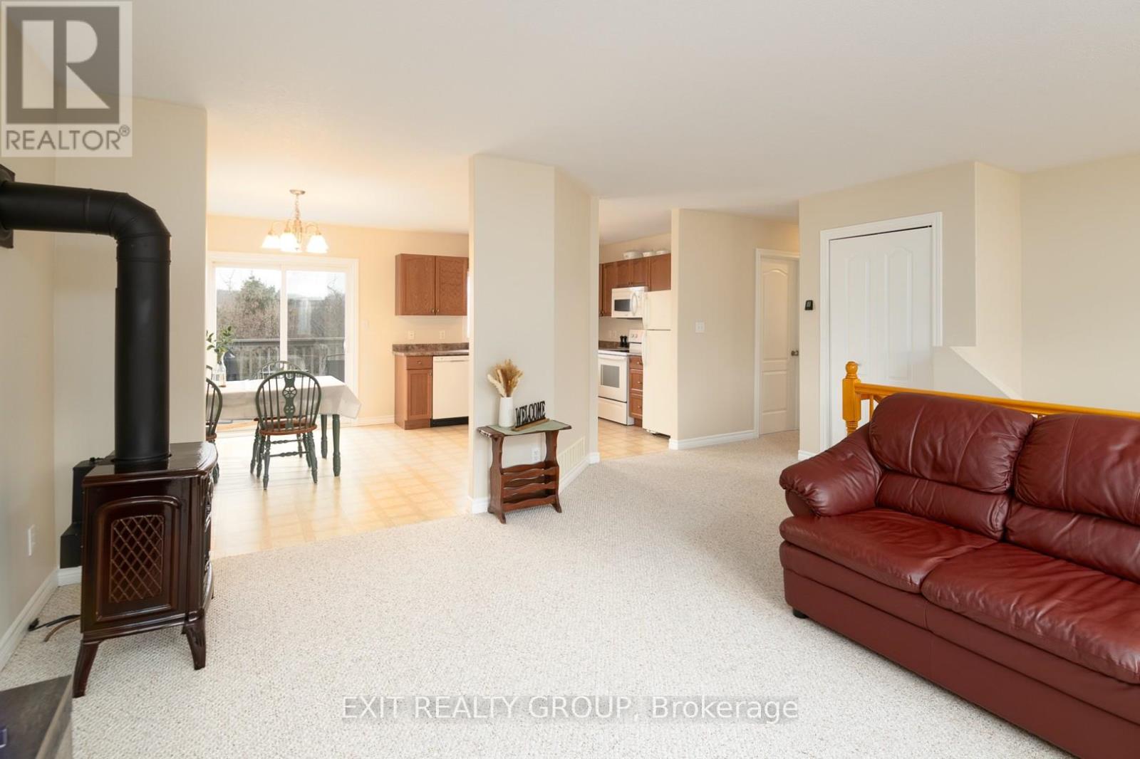 28 KYLE COURT - 6