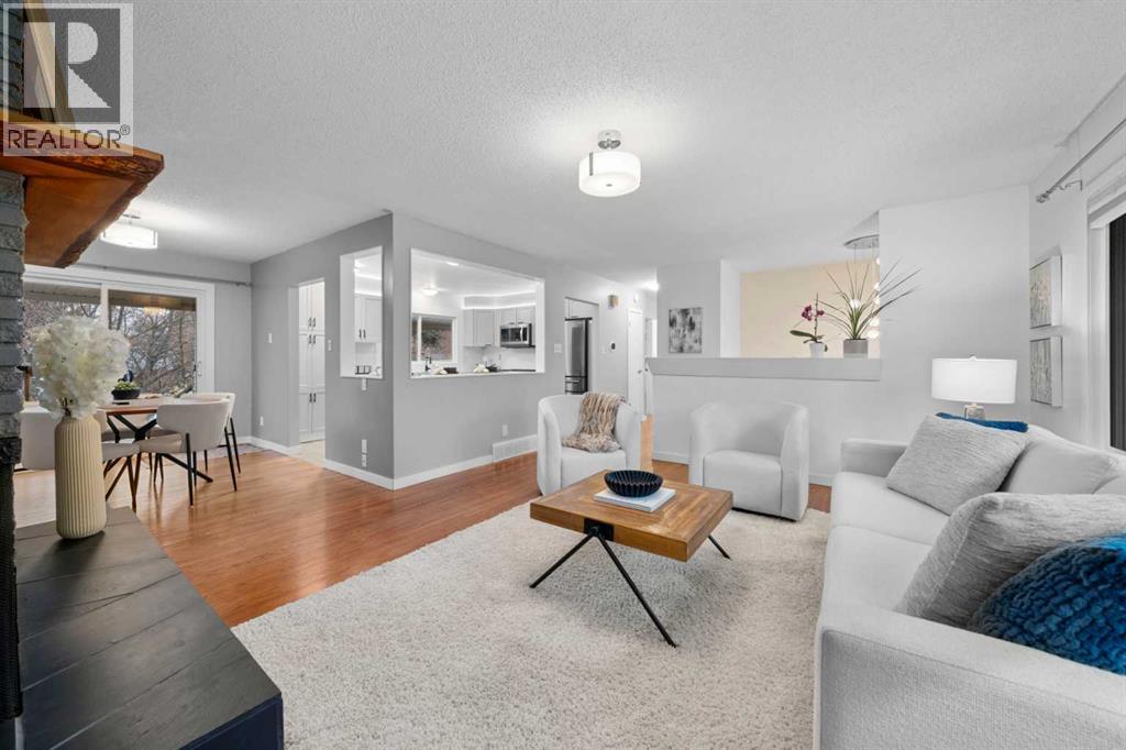 Single Family House Bi-level for Sale in  Bearspaw Drive NW Brentwood Calgary 