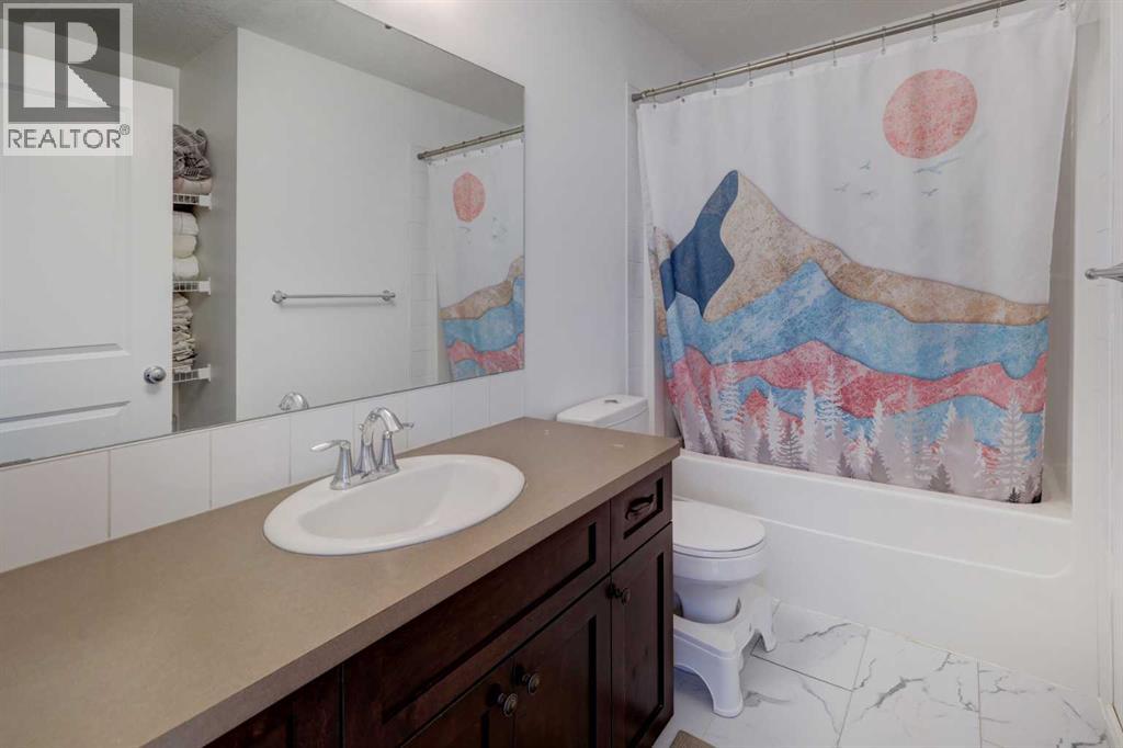 24 Fireside Row, Cochrane