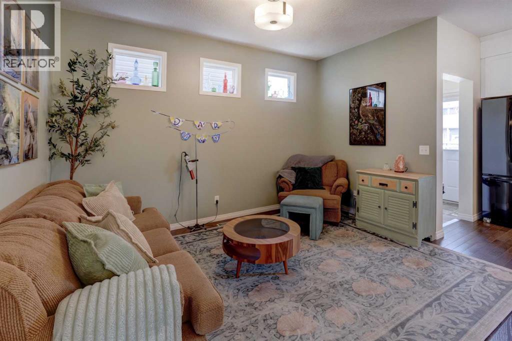 24 Fireside Row, Cochrane