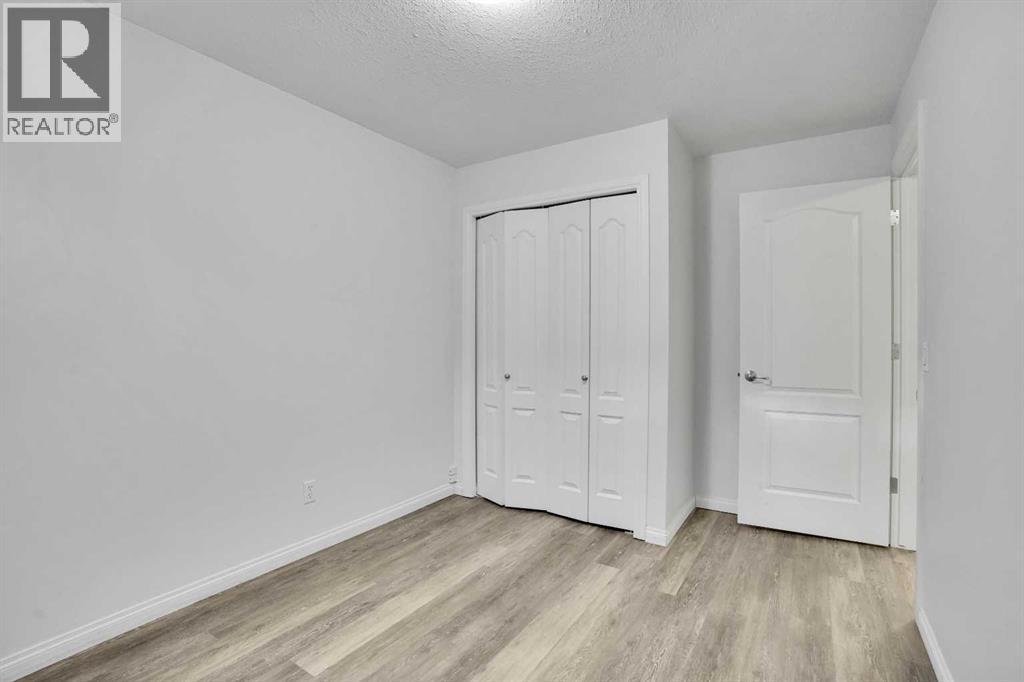 Single Family House for Sale in  Royal Manor NW Royal Oak Calgary 