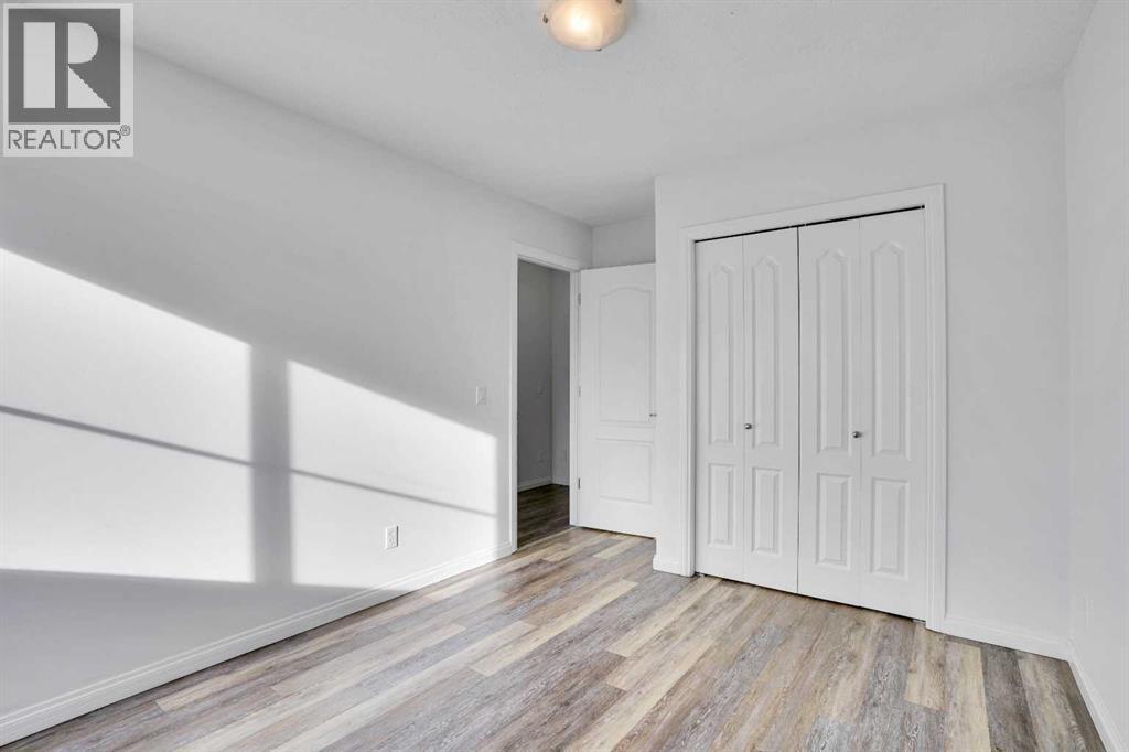 Single Family House for Sale in  Royal Manor NW Royal Oak Calgary 