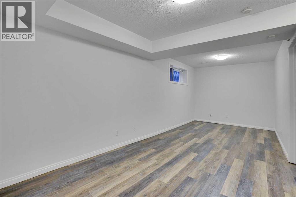 Single Family House for Sale in  Royal Manor NW Royal Oak Calgary 