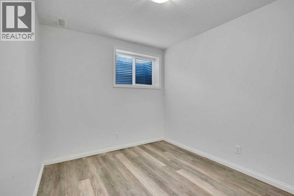 Single Family House for Sale in  Royal Manor NW Royal Oak Calgary 