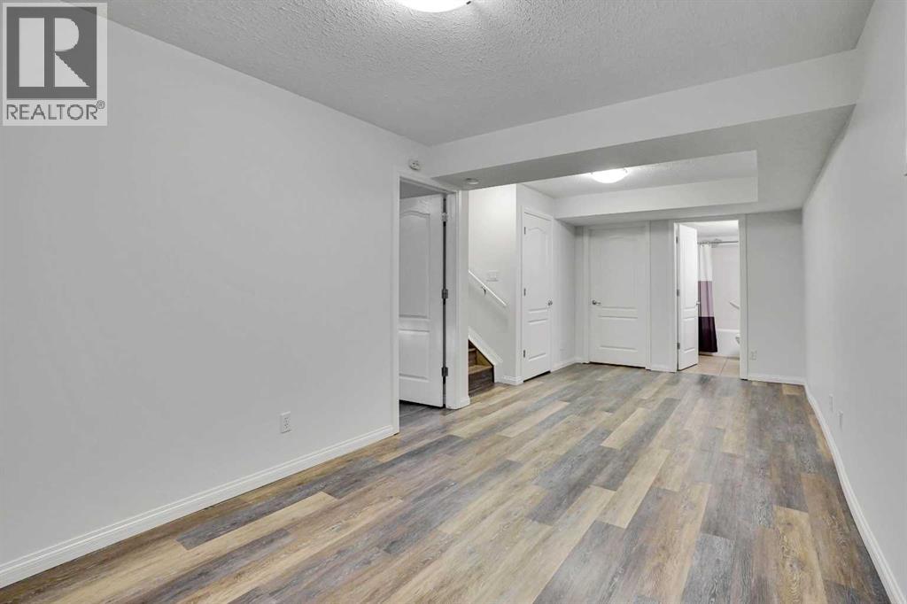 Single Family House for Sale in  Royal Manor NW Royal Oak Calgary 