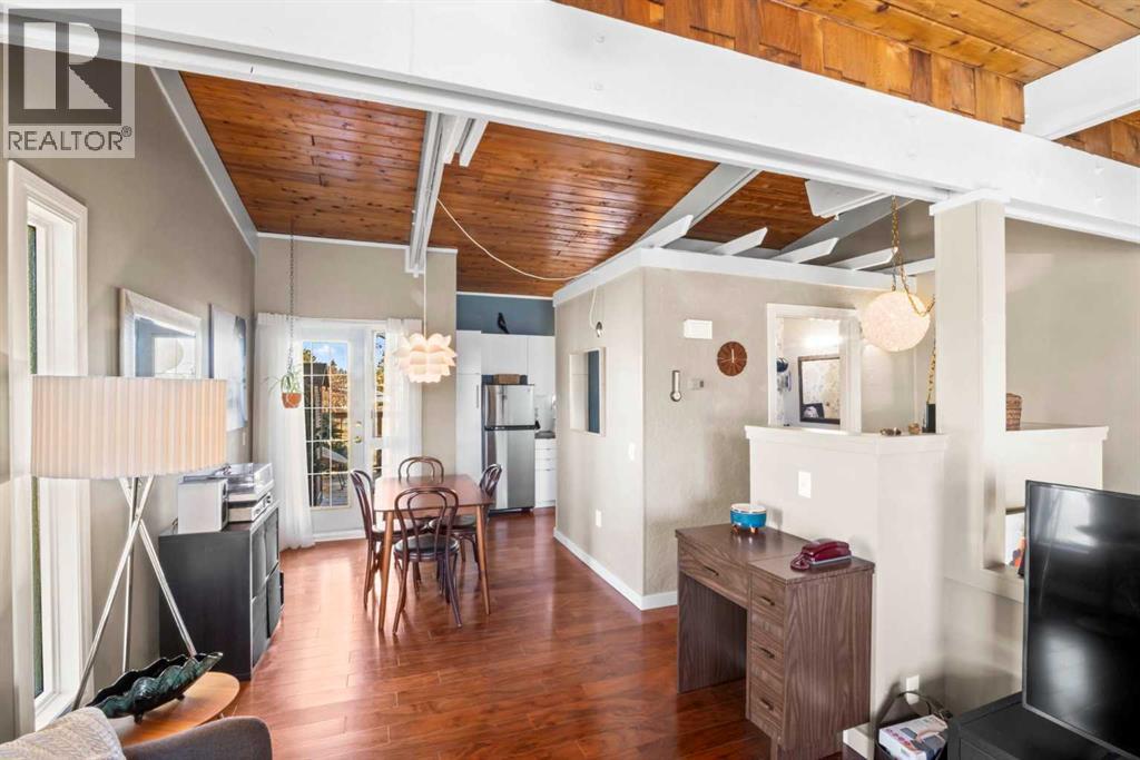 Single Family House Bi-level for Sale in   Braxton Place SW Braeside Calgary 