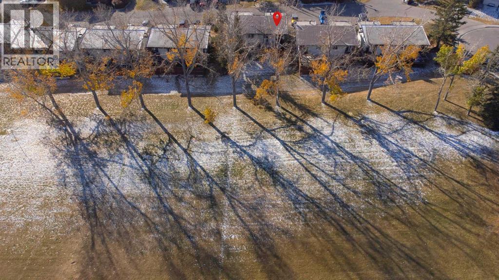 Single Family House Bi-level for Sale in   Braxton Place SW Braeside Calgary 