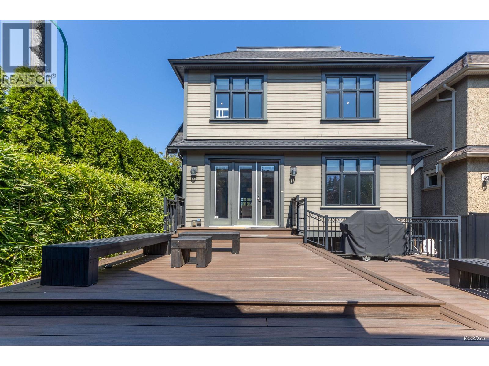 4698 W 11TH AVENUE, Vancouver