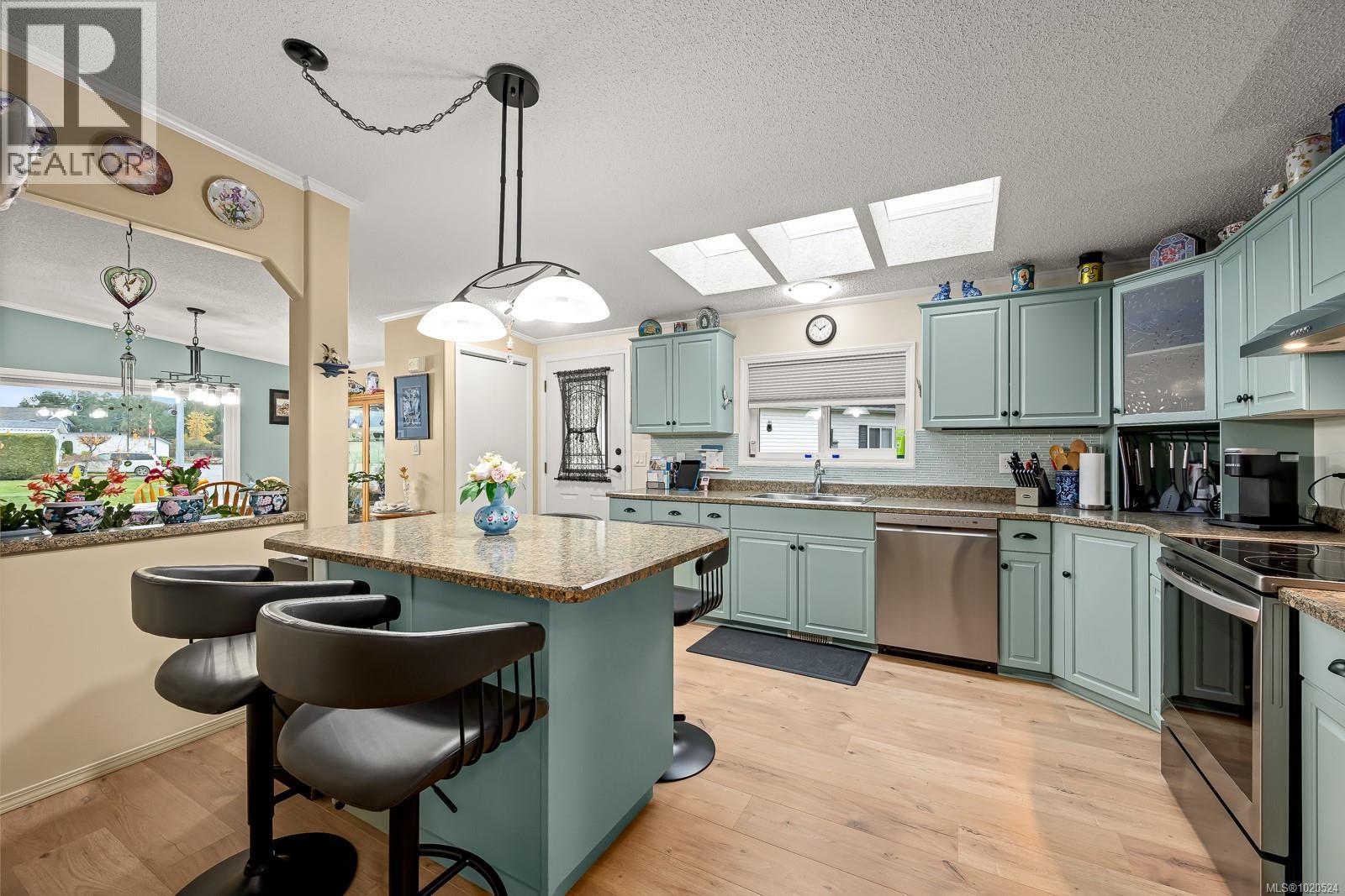 114 4714 MUIR Rd, Courtenay