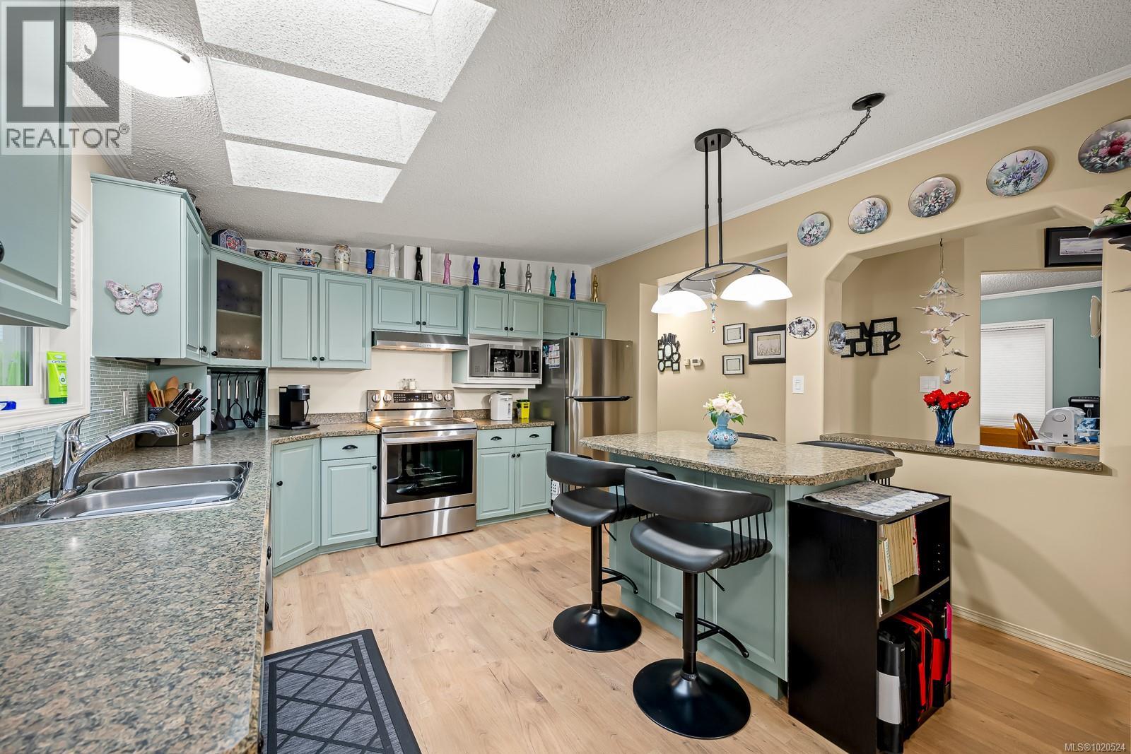 114 4714 MUIR Rd, Courtenay