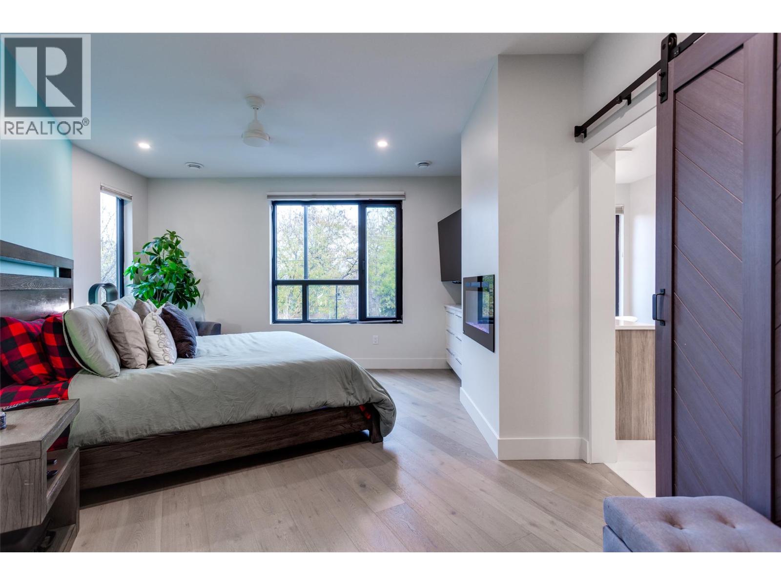 9 525 McClure Road, Kelowna